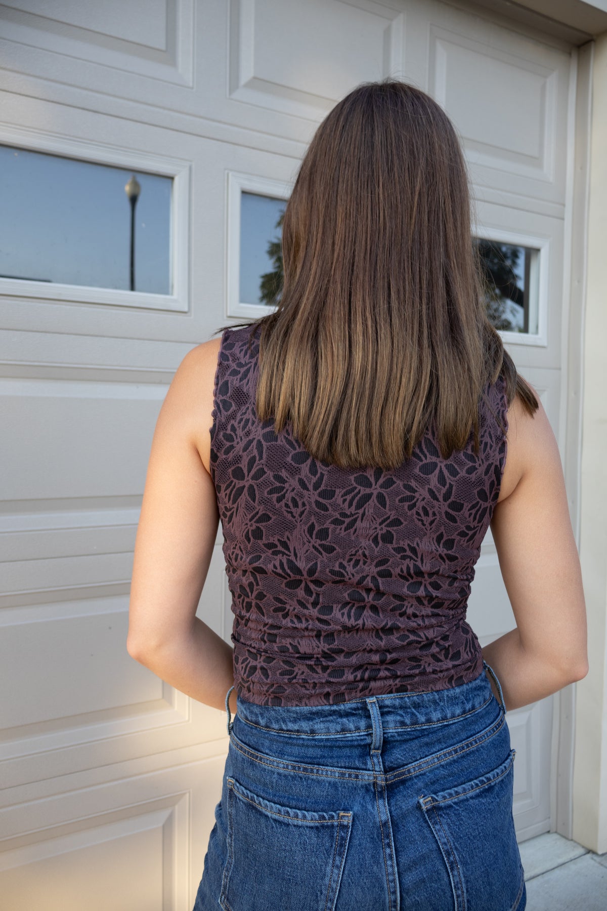 Floral Lettuce Edge Top in French Roast