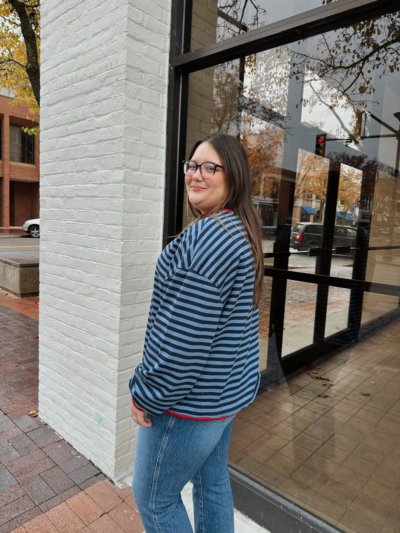 The Striped Crewneck Sweatshirt in Navy